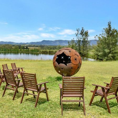 Silver Springs 6Br Luxury Homestead Rothbury Bagian luar foto